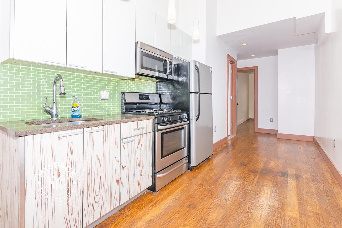 116 Jefferson Street, Brooklyn, NY 11206, USA Unit 2B photo 2