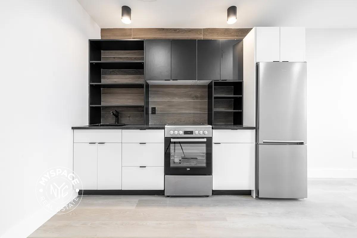 727 Dekalb Avenue, Brooklyn, NY 11216, USA Unit 4B photo 2