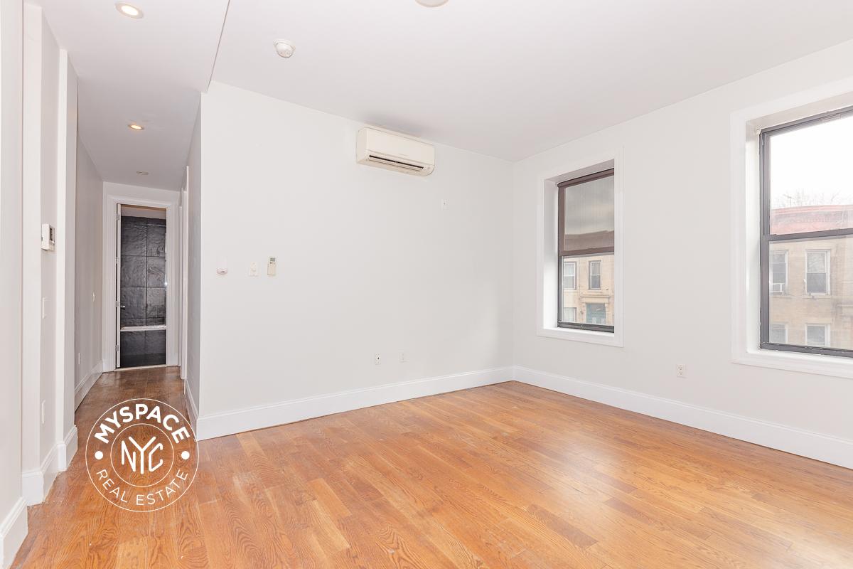 16-25 Putnam Ave Unit 2E photo 3
