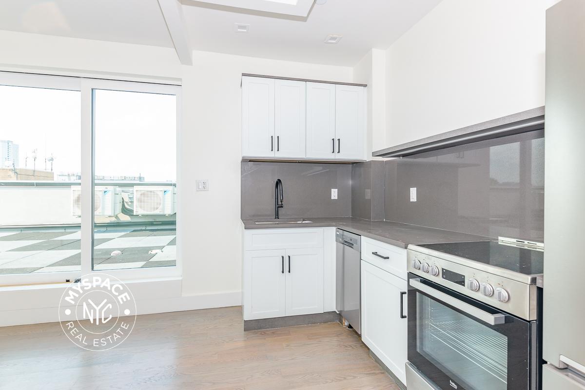 2911 Albemarle Rd Brooklyn, New York 11232 Unit 5F photo 2