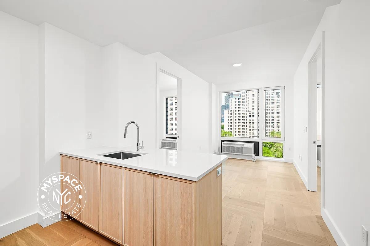 526 Baltic Street Unit 2e