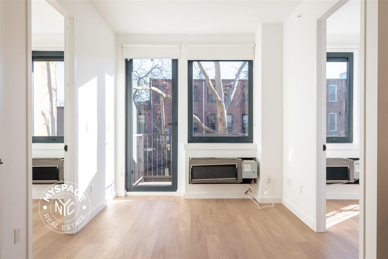 654 Madison Brooklyn, NY 11238 Unit 4H photo 4