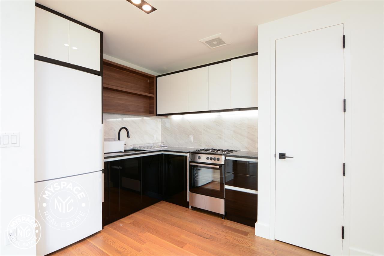 194 Hawthorne Street, Brooklyn, NY, USA Unit 1R