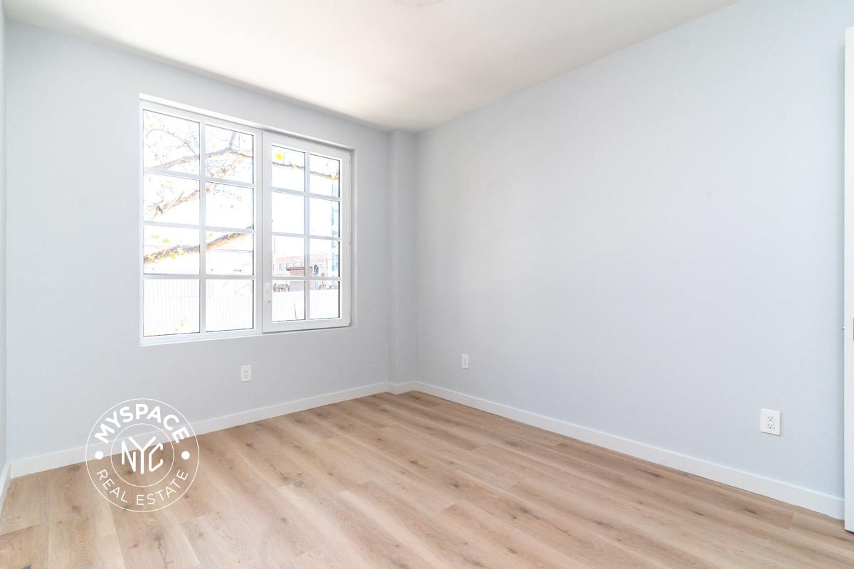 251 Front St Unit 2F photo 5