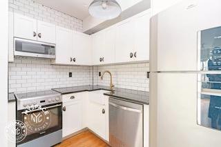 31 Brooklyn Ave, Brooklyn, NY 11216, USA Unit 6C photo 3