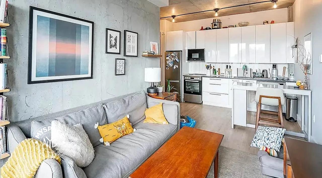 815 Flatbush Avenue Unit 202